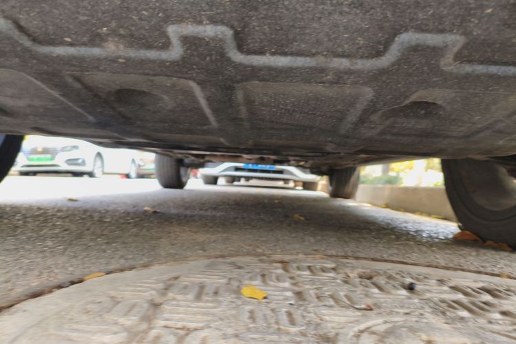 江汽集团 瑞风S4 2019款 1.6L 手动超越型局部细节9008