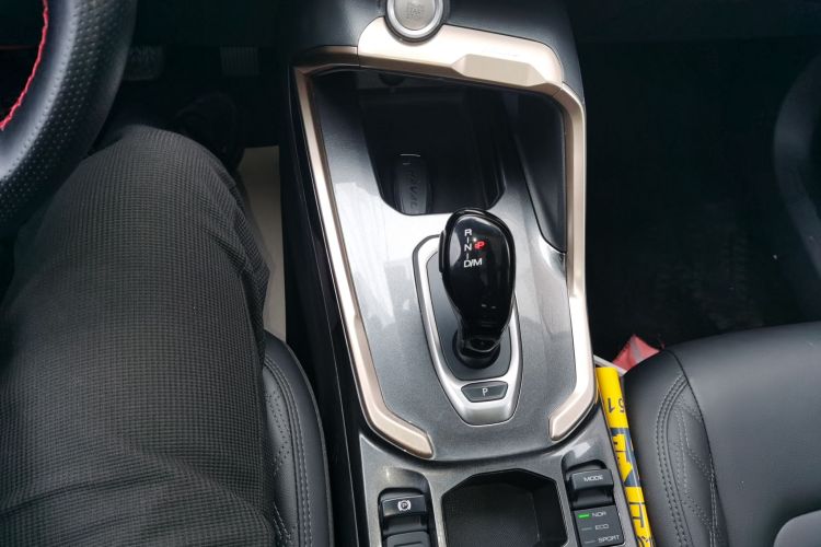 哈弗H6 2020款 1.5GDIT 自动铂金都市版中控内饰18