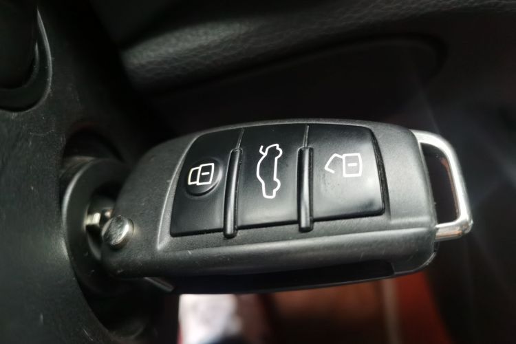 奥迪A3 2019款 Sportback 35 TFSI 时尚型 国V中控内饰11