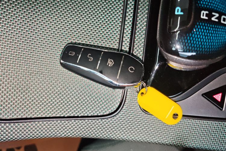 比亚迪 汉 2022款 EV 610KM四驱千山翠限量版中控内饰11