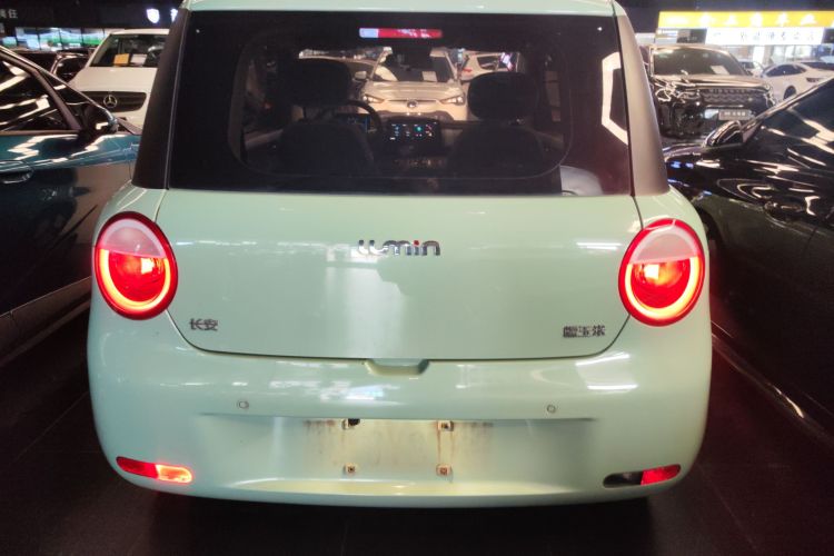 长安启源 长安Lumin 2022款 210km 香甜款车身外观6
