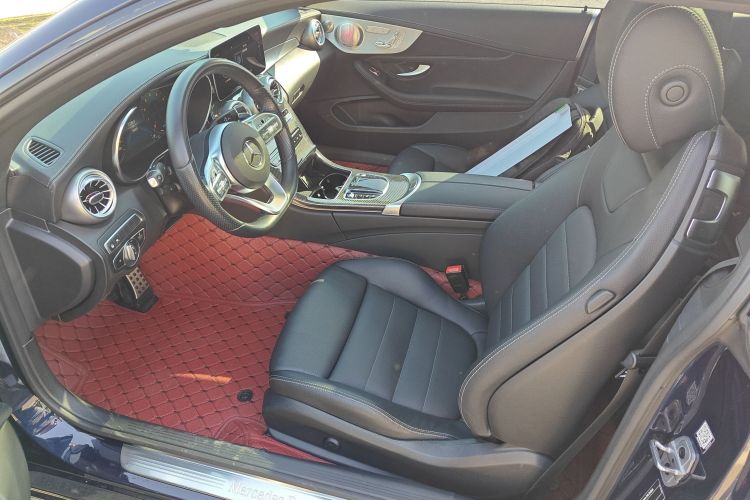 奔驰C级(进口) 2021款 C 260 轿跑车中控内饰19