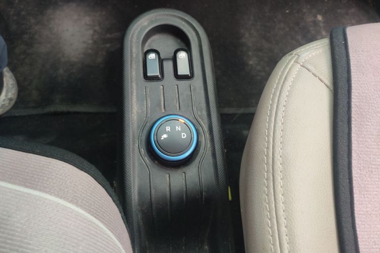 五菱汽车 宏光MINIEV 2022款 自在款 三元锂局部细节18