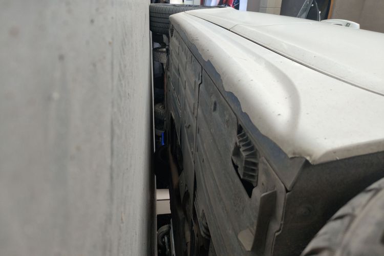 宝马3系 2019款 320Li M运动曜夜版局部细节9002