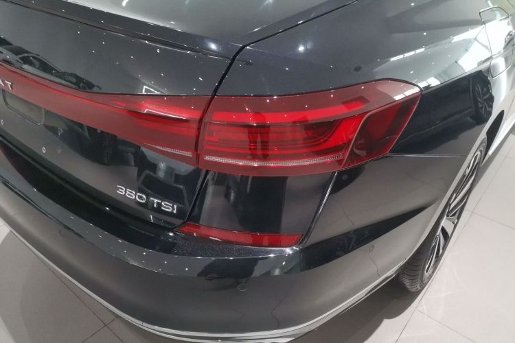 大众 帕萨特 2024款 380TSI 龙耀版车身外观9