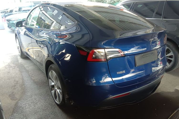 特斯拉 Model Y 2022款 改款 后轮驱动版车身外观6003