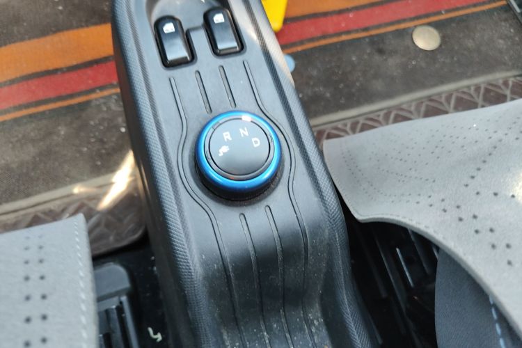 五菱汽车 宏光MINIEV 2022款 轻松款 三元锂中控内饰18