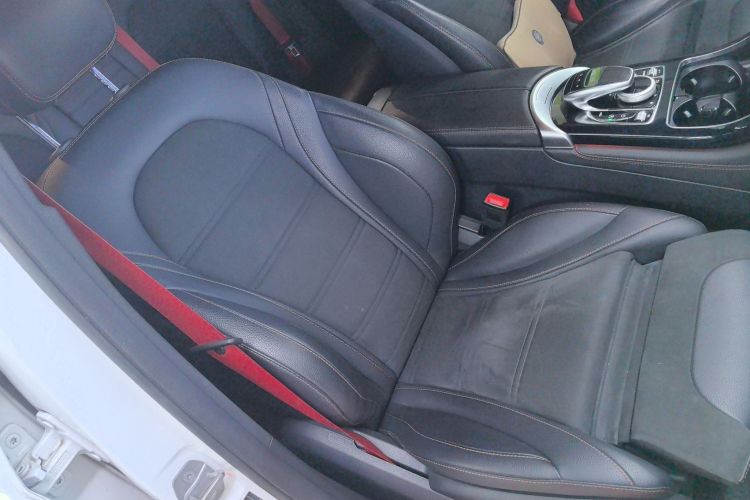 奔驰GLC轿跑 AMG 2017款 AMG GLC 43 4MATIC 轿跑SUV局部细节41