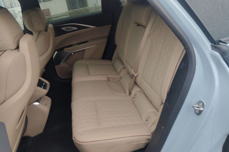 凯迪拉克 IQ锐歌 2022款 四驱高性能尊贵版中控内饰7004