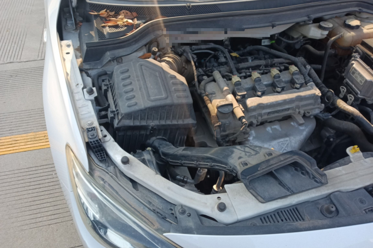 雪佛兰 科沃兹 2018款 320 自动欣享天窗版机舱底盘25