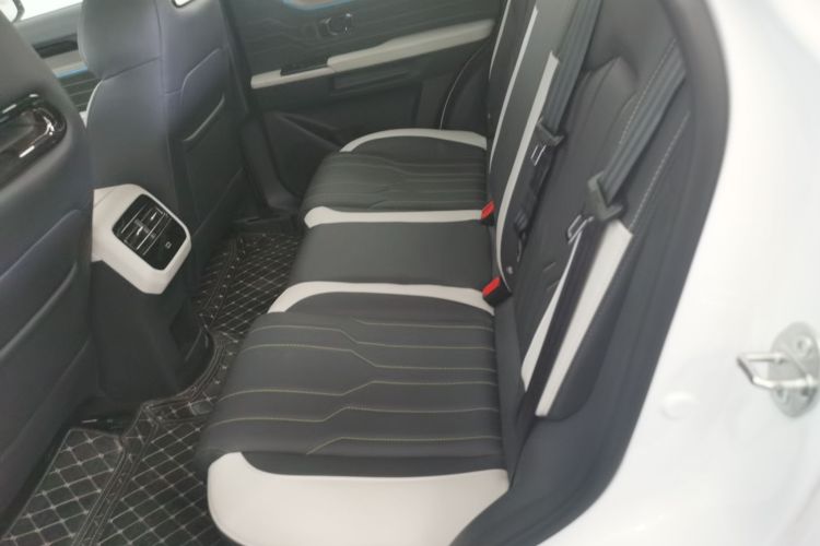 捷途山海L6 2024款 1.5TD DHT MAX中控内饰21