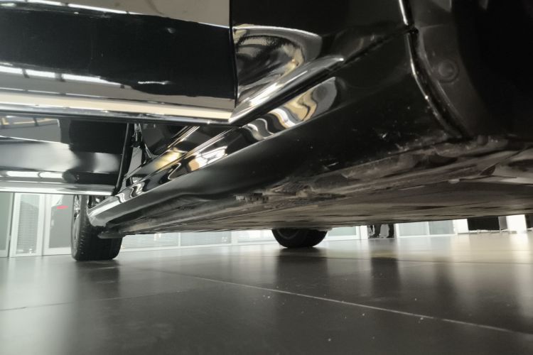 奔驰EQE 2025款 500 4MATIC 先锋版局部细节9001