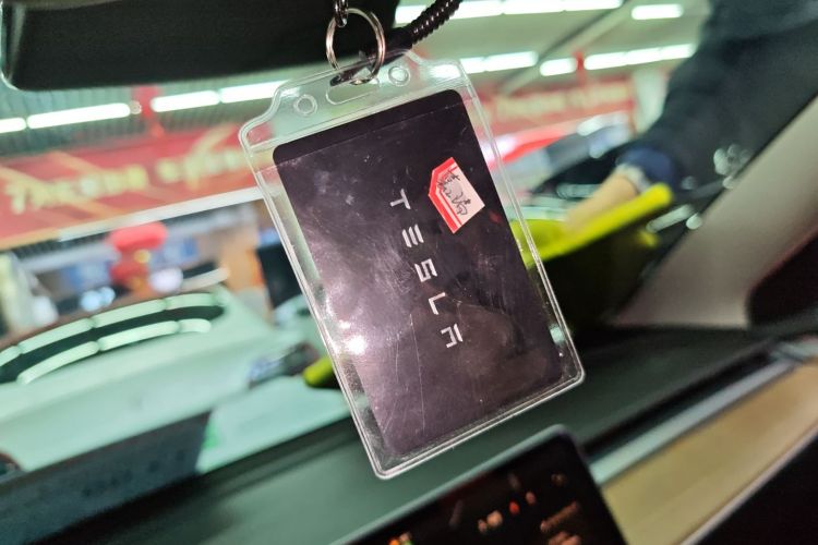 特斯拉 Model 3 2021款 标准续航后驱升级版中控内饰11