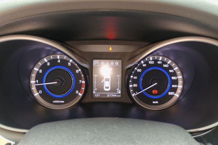 长安 逸动 2018款 高能版 1.6L GDI 自动争锋型 国V局部细节14