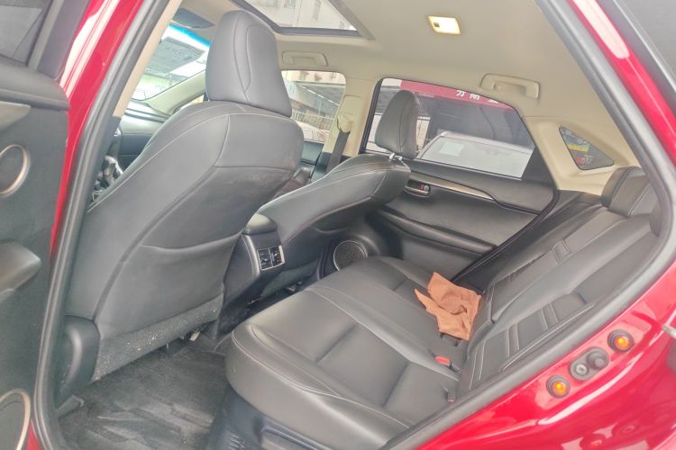 雷克萨斯NX 2015款 200t 全驱 锋尚版中控内饰7004