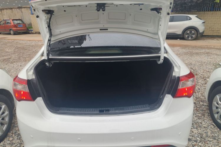 海马M3 2017款 1.5L 手动时尚型局部细节23