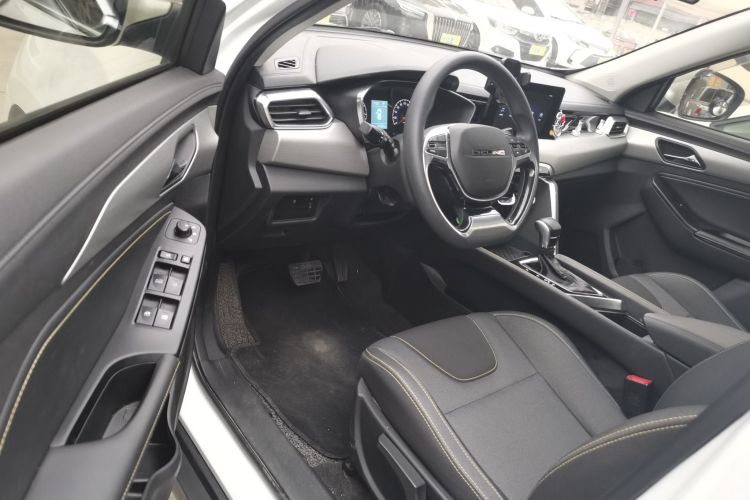 北京汽车 北京X3 2021款 1.5T CVT荣耀版中控内饰7003