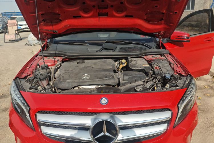 奔驰GLA 2015款 GLA 220 4MATIC 时尚型机舱底盘24