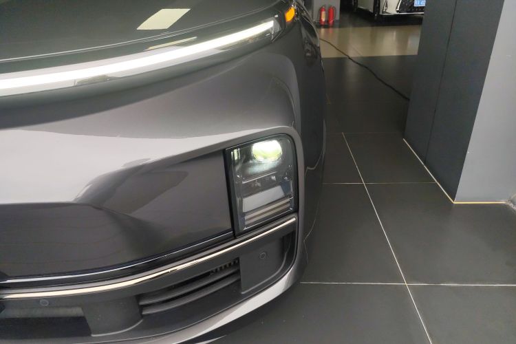 理想汽车 理想L8 2023款 Pro车身外观36