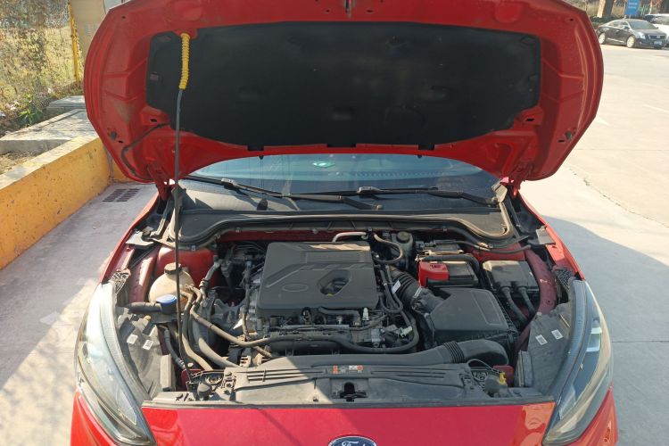 福特 福克斯 2020款 两厢 EcoBoost 180 自动ST Line局部细节24