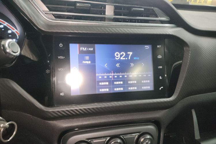 奇瑞 瑞虎3X 2018款 1.5L 自动精英版中控内饰16