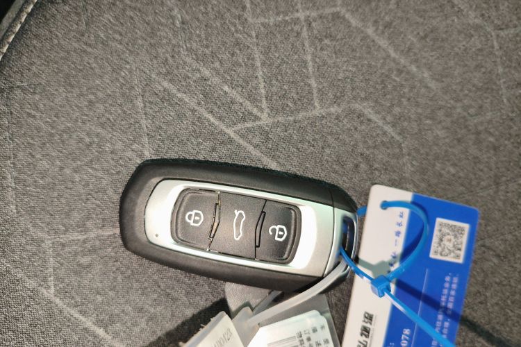 吉利银河 2024款 熊猫mini 200km 耐力熊中控内饰11