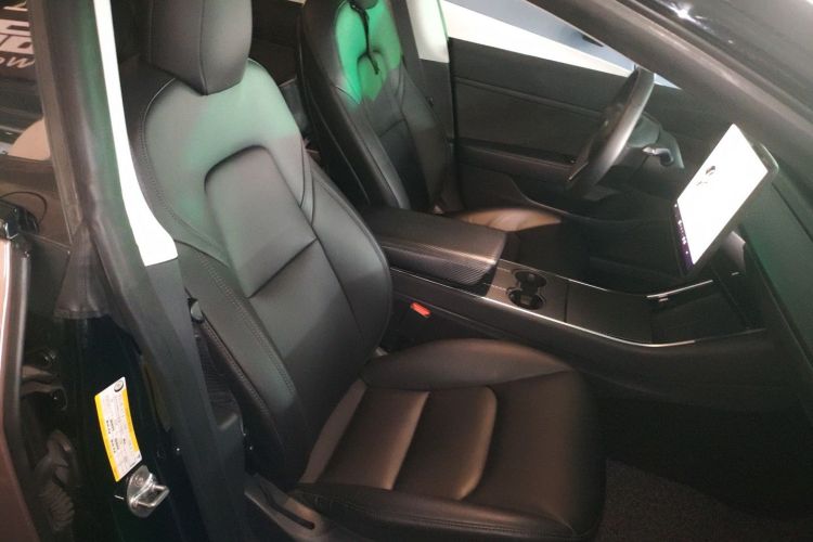 特斯拉 Model 3 2020款 标准续航后驱升级版局部细节41