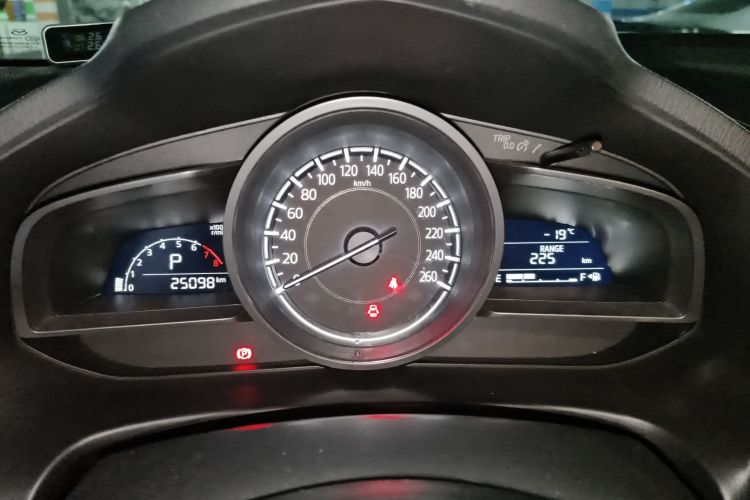 马自达3 昂克赛拉 2017款 两厢 2.0L 自动豪华型 国V中控内饰14