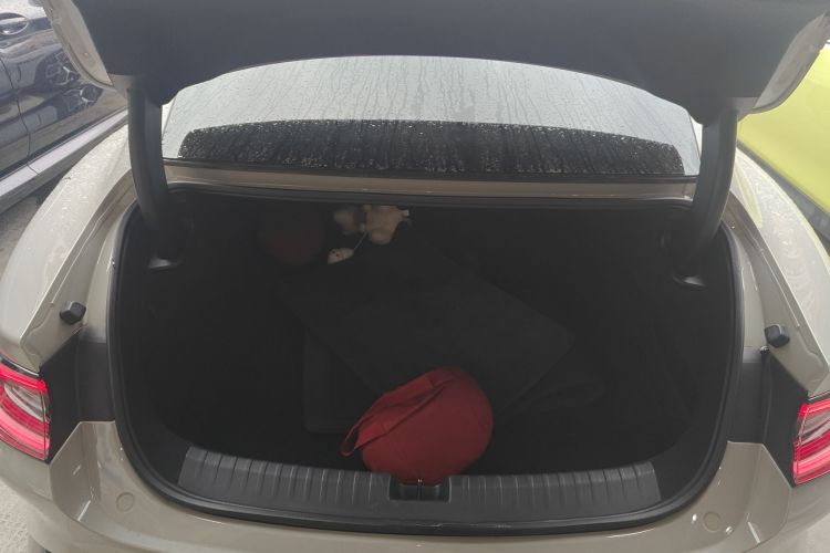 小米汽车 小米SU7 2024款 后驱超长续航高阶智驾Pro版机舱底盘23