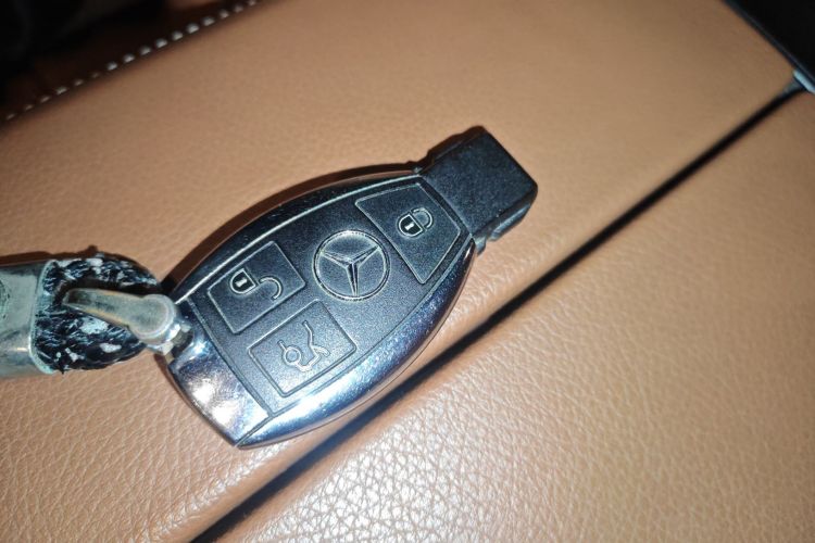 奔驰GLS 2017款 GLS 400 4MATIC豪华型中控内饰7001