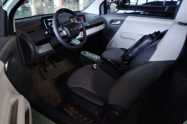 长安启源 长安Lumin 2022款 210km 香甜款中控内饰19