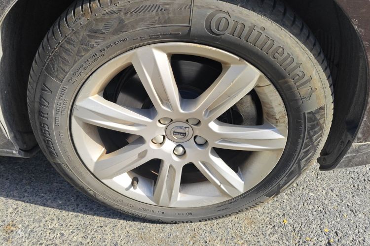 沃尔沃S90 2017款 T4 智逸版车身外观10