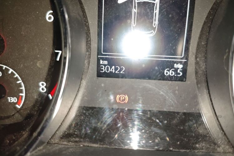 大众 高尔夫 2018款 1.6L 自动舒适型中控内饰15