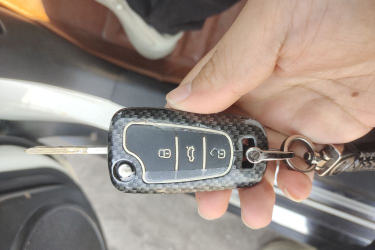 长城M4 2014款 1.5L 手动舒适型中控内饰11