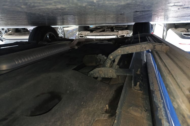 红旗HS5 2023款 2.0T 旗享Pro版局部细节9001