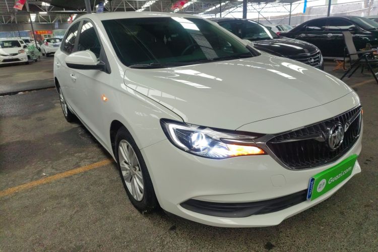 别克 英朗 2021款 改款 典范 1.5L 自动进取型车身外观3