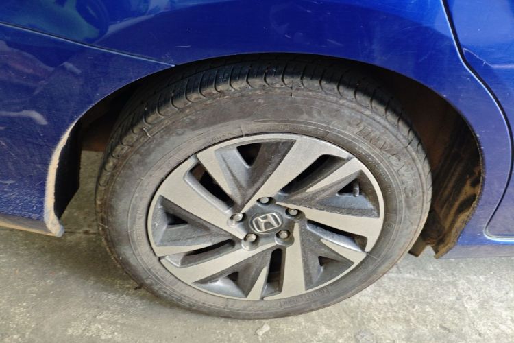 本田 凌派 2019款 180Turbo CVT豪华版 国VI车身外观6008