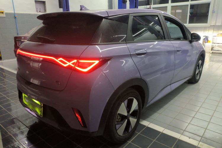 比亚迪 海豚 2023款 420km 时尚版车身外观7