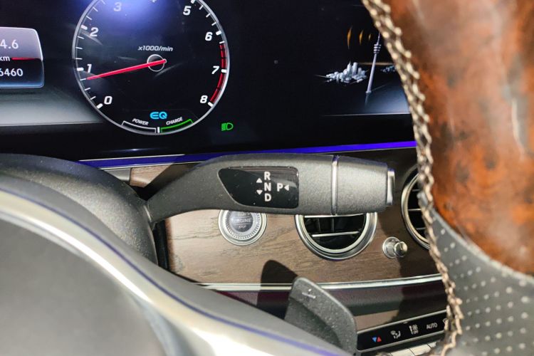 奔驰E级 2020款 改款 E 260 L局部细节18