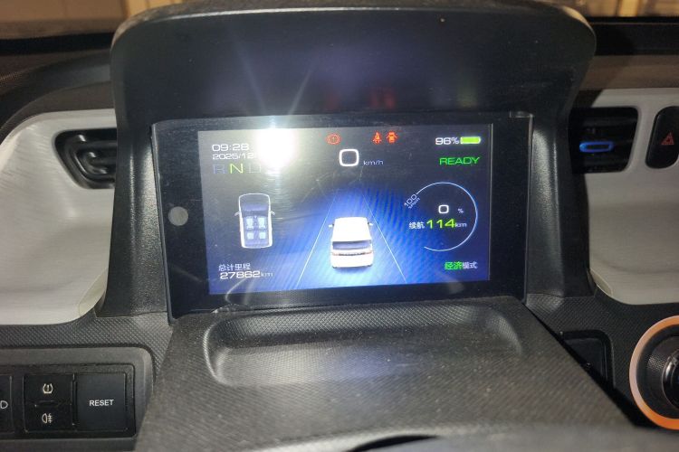 五菱汽车 宏光MINIEV 2021款 马卡龙时尚款 三元锂中控内饰15