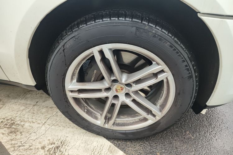 保时捷 2023款 Macan 2.0T车身外观10