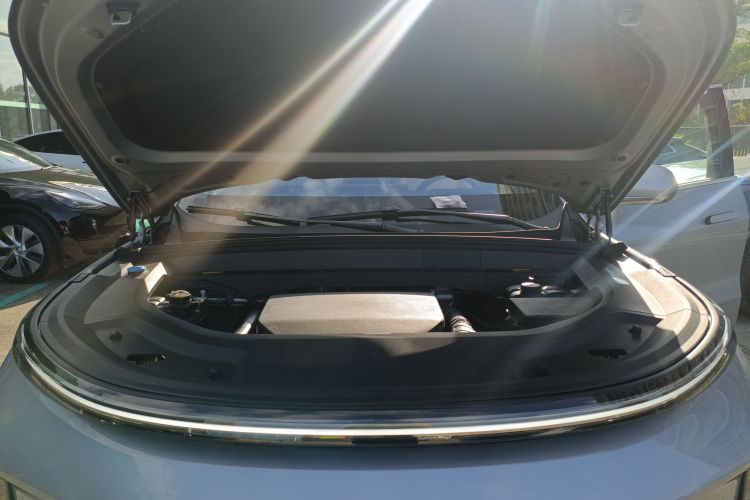 理想汽车 理想L9 2024款 Ultra局部细节24