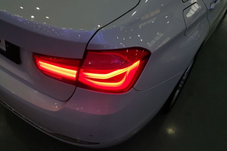 宝马3系 2017款 320Li 时尚型车身外观6006