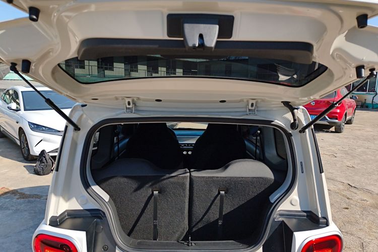 五菱汽车 宏光MINIEV 2024款 第三代 215km 青春版局部细节23