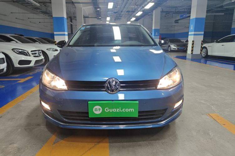 大众 高尔夫 2017款 230TSI 自动豪华百万辆纪念版车身外观2