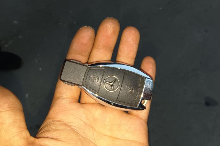 奔驰GLA 2016款 GLA 200 动感型中控内饰11