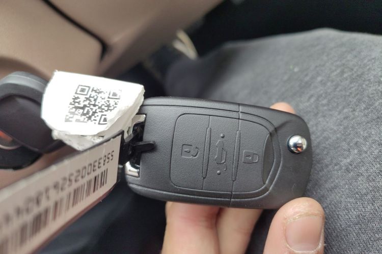 五菱汽车 宏光MINIEV 2025款 四门版 进阶款中控内饰11