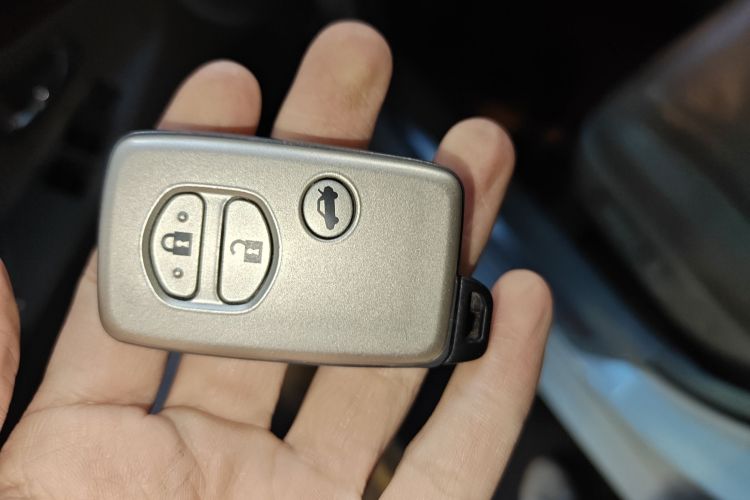 丰田 凯美瑞 2010款 200G NAVI豪华导航版中控内饰11