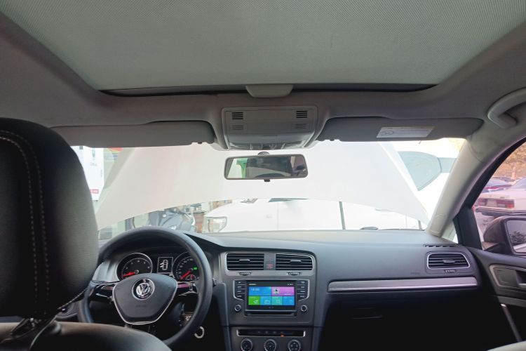 大众 高尔夫 2015款 1.6L 自动舒适型中控内饰22