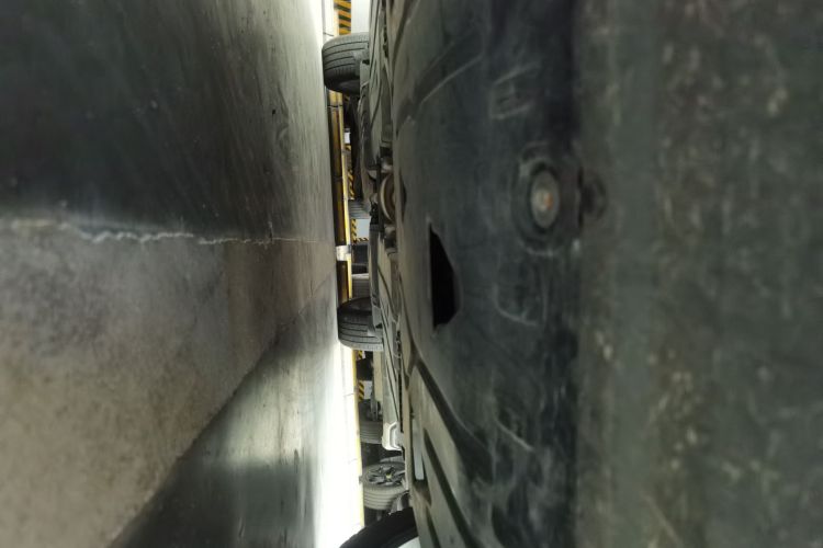 领克01 2017款 2.0T 两驱耀Pro版局部细节9005